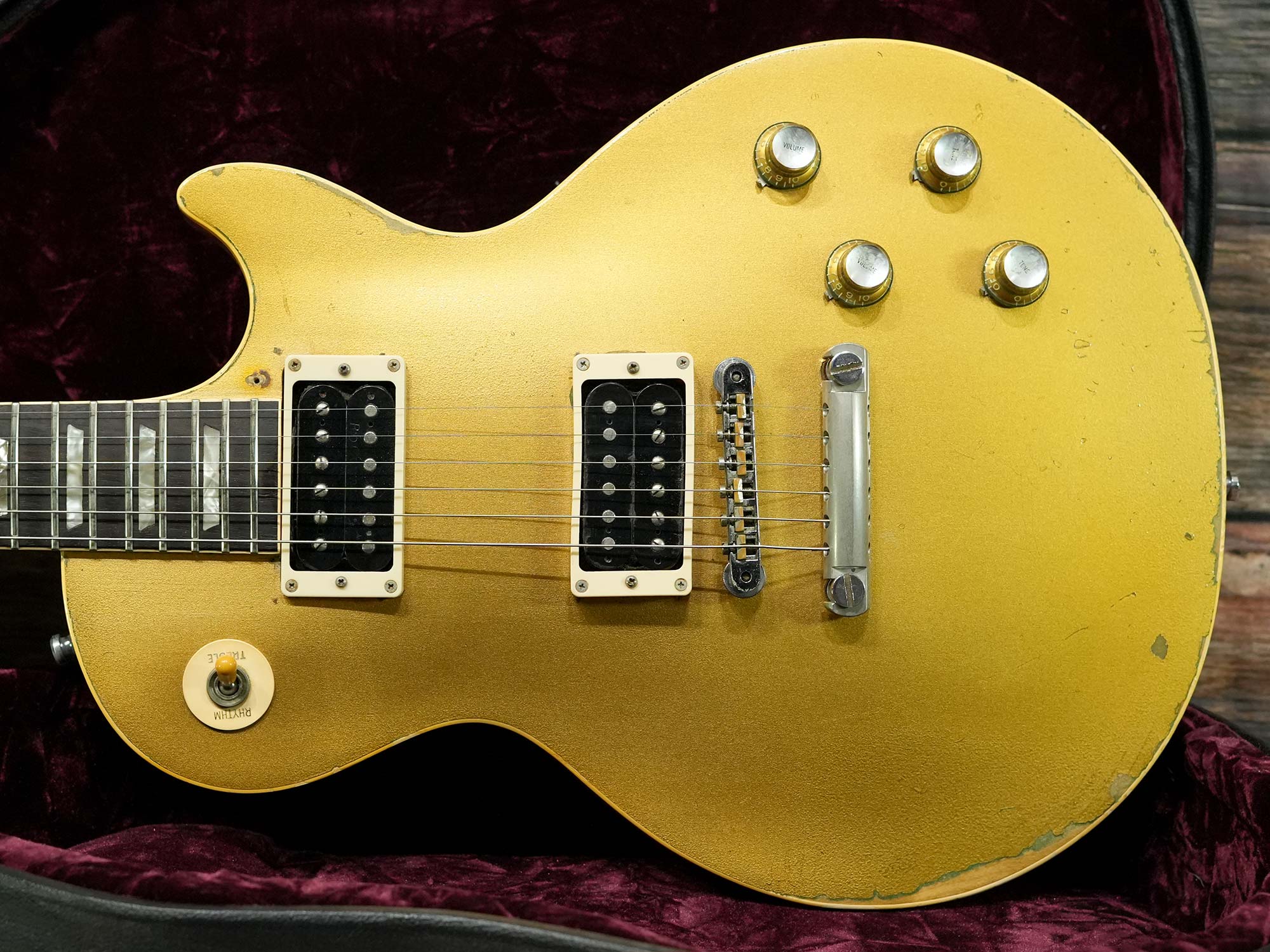 Gibson Les Paul Deluxe Gold Top Humbucker Conversion